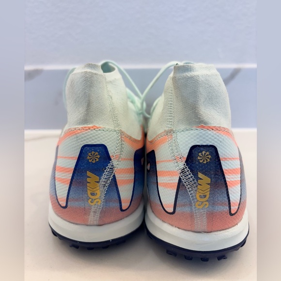 MDS CR7 Soccer Turf Shoes - Picture 4 of 8